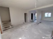 Duplex in zona populata - dormitor la parter - finisaje la c 