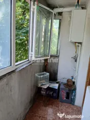 Apartament de vanzare zona centrala etaj 2/8 cu lift 