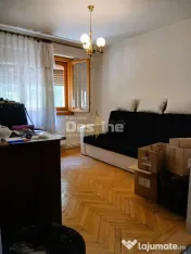 Apartament de vanzare zona centrala etaj 2/8 cu lift 