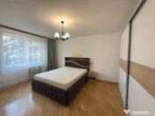 Apartament 3 camere DECOMANDAT + GARAJ opțional, Str. Cr...