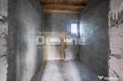 Casă individuală 75 mp P+POD 570 mp teren canalizare Ciure