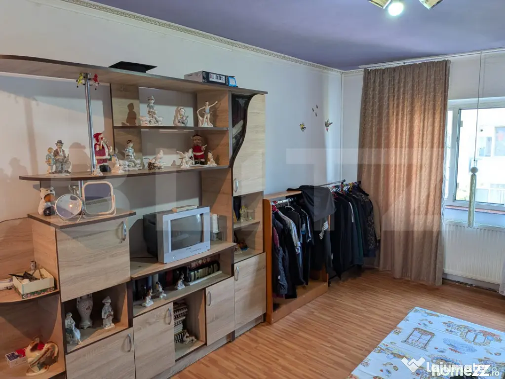 Apartament 3 camere, 78 mp, 2 băi, zonă Centrală – Penn