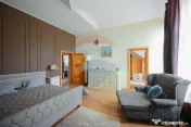 Casă cu 5 camere de vânzare, în Sânmartin - lângă P... 