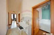 Casă cu 5 camere de vânzare, în Sânmartin - lângă P... 