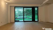 Apartament Aviatorilor l Terasa si gradina 240 mp 
