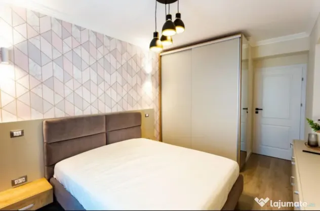 APARTAMENT 2 CAMERE DECOMANDAT, 64 MP, PARCARE INCLUSA, PRES