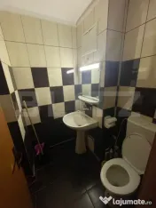 Apartament 3 camere, decomandat, 90 mp, zona strazii Doroban