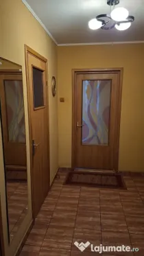 Apartament 4 camere de vânzare – Titan, parter, bloc cu 4 etaje
