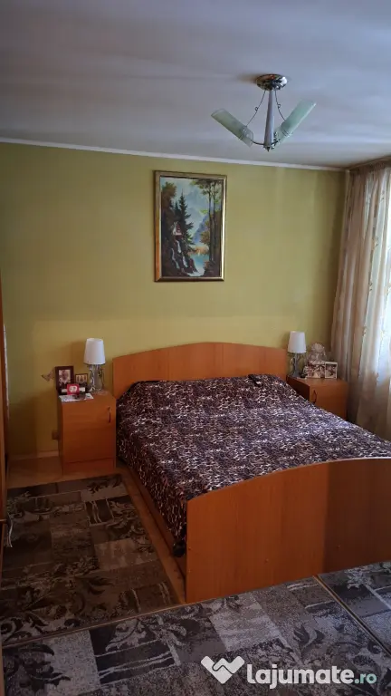 Apartament 4 camere de vânzare – Titan, parter, bloc cu 4 etaje