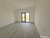 Casa individuala-4 camere-pod-placa de beton-incarcare masin 
