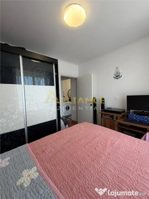 4 camere decomandat | 81,5 mp | 2 bai | Sector 3