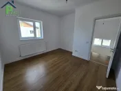 Vila Otopeni, drumul Garii Balotesti, aeroport, 3 camere, teren 330 mp 