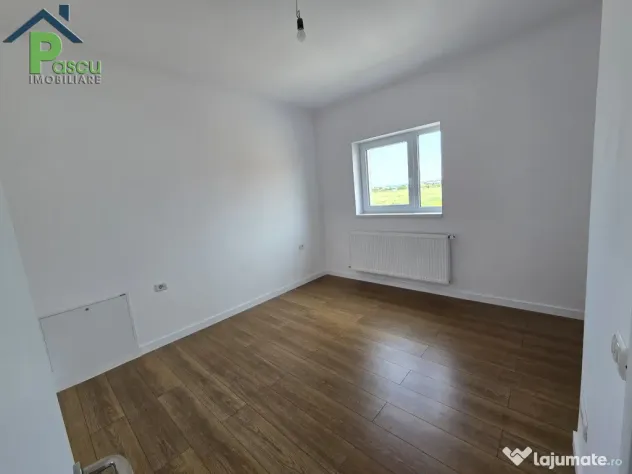Vila Otopeni, drumul Garii Balotesti, aeroport, 3 camere, teren 330 mp