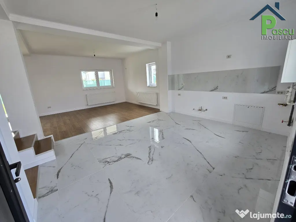 Vila Otopeni, drumul Garii Balotesti, aeroport, 3 camere, teren 330 mp