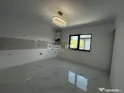 Casă individuală 4 camere, 100 mp utili, curte 400 mp, bec 