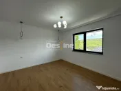 Casă individuală 4 camere, 100 mp utili, curte 400 mp, bec 
