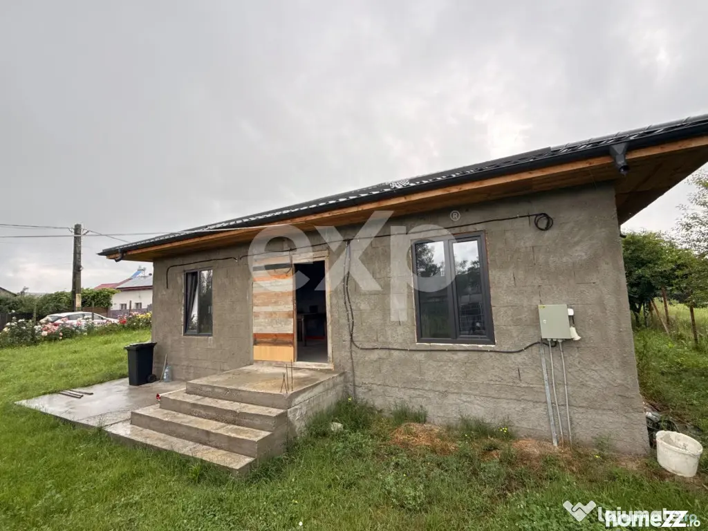 Casă semifinisată | Buzoiești | Teren generos 2.900 mp