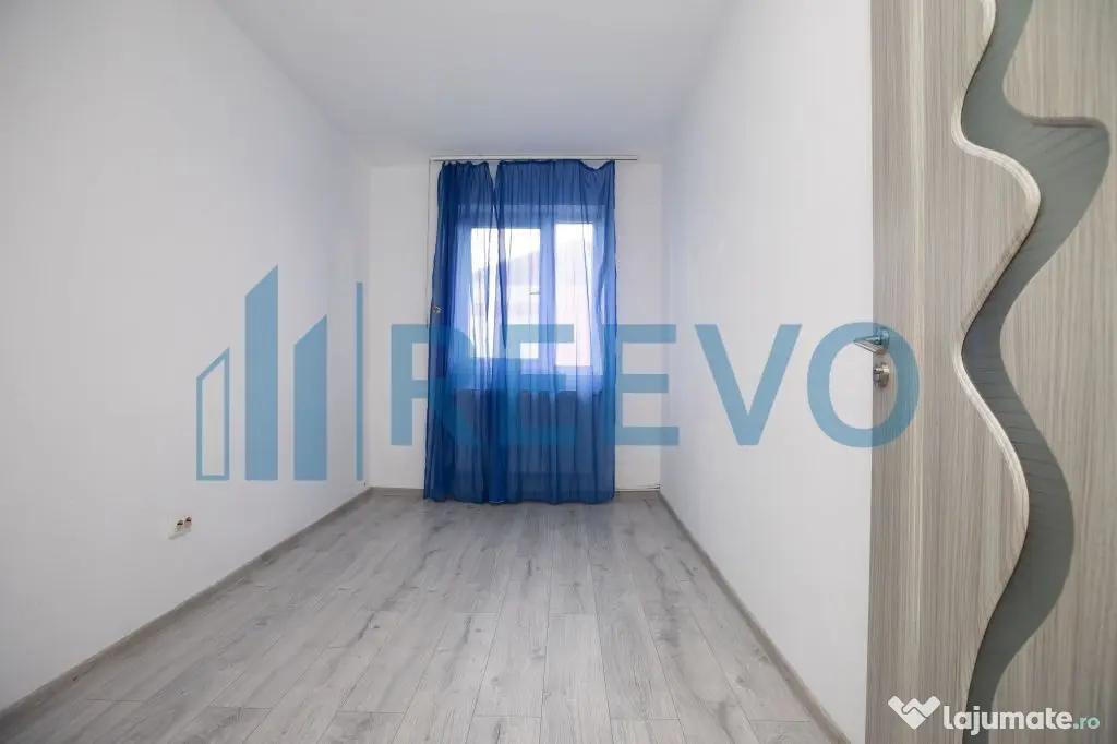 Apartament 3 camere decomandate, Zona Narcisa, Bacău