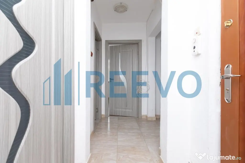 Apartament 3 camere decomandate, Zona Narcisa, Bacău