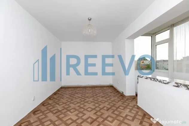 Apartament 3 camere decomandate, Zona Narcisa, Bacău