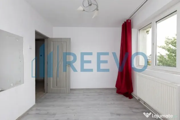 Apartament 3 camere decomandate, Zona Narcisa, Bacău