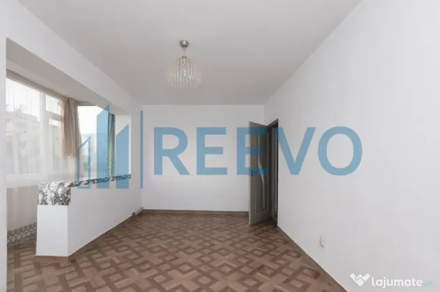 Apartament 3 camere decomandate, Zona Narcisa, Bacău