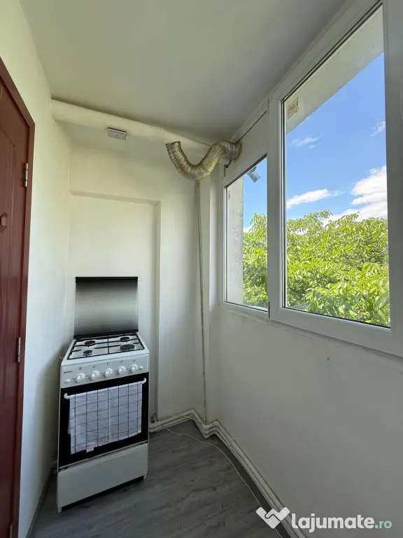 Apartament 2 camere de închiriat Zona Favorit