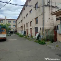 Cladire de birou
