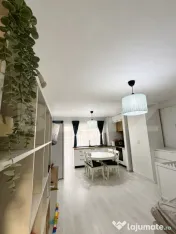 Garsonieră modernă | Etaj 1 | Dressing | Parcare inclusă 