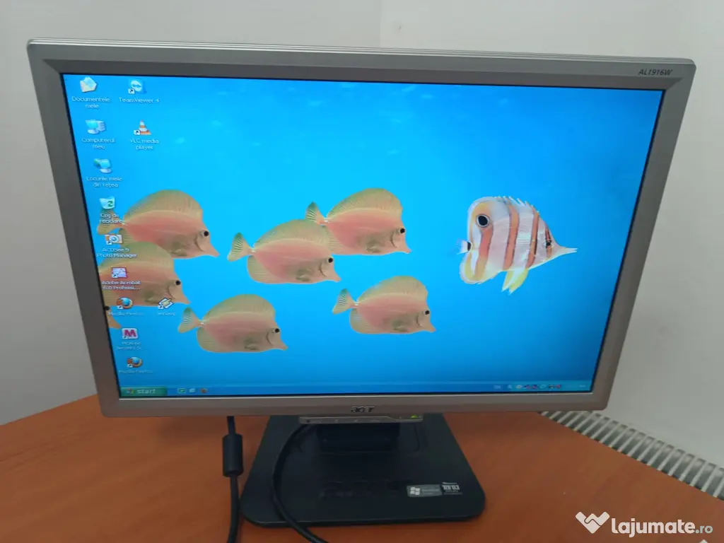 12 seturi Desktop PC Procesor Intel(R) D Pentium 3.00 GHz 2 GB RAM HDD WD 160 GB