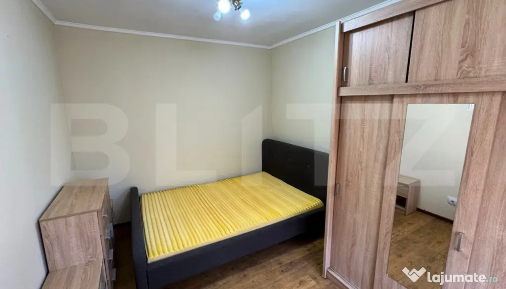 Vand apartament cu doua camere, la etajul 1, in zona Lama