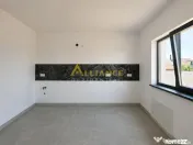 Vila- 130mp utili- beci- incalzire pardoseal#259;-Geamuri tr
