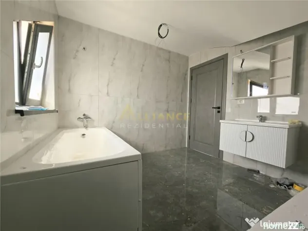 Vila- 130mp utili- beci- incalzire pardoseal#259;-Geamuri tr