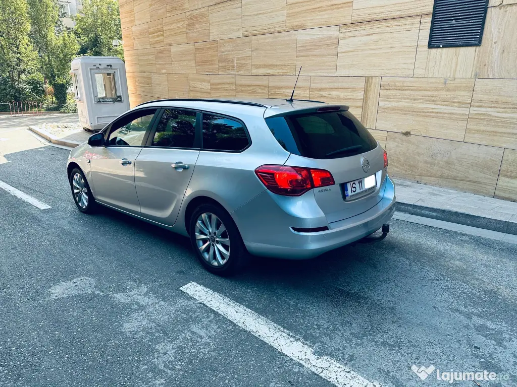 Opel Astra J 2012 ~ 1.7Diesel Euro 5 ~ Clima Pilot Senz Park Scaune Incalzite