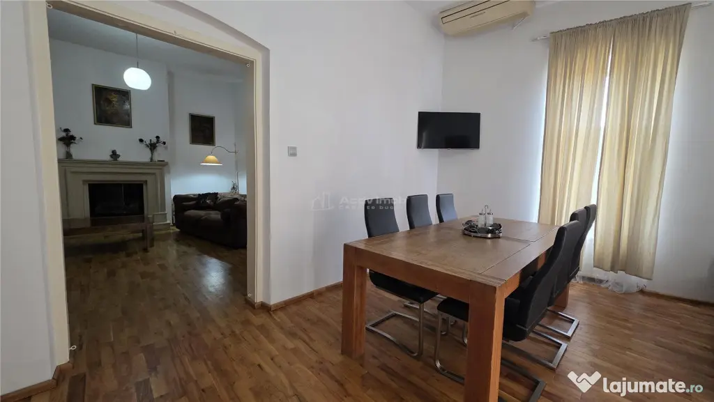 Casa boiereasca, eleganta,piscina, mobilata, teren 613 mp -