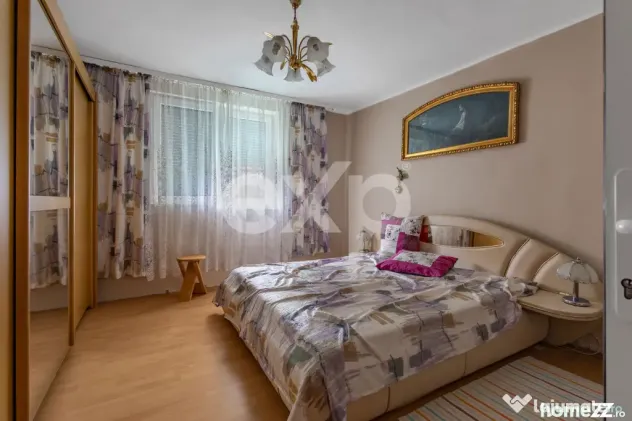 Casă spațioasă cu livadă în Buziaș