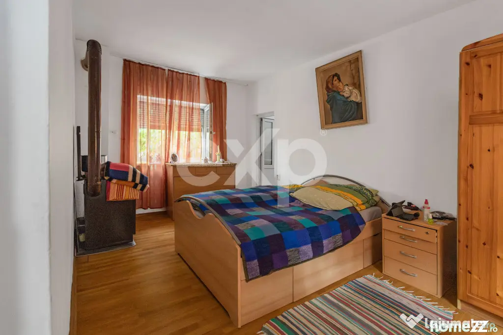 Casă spațioasă cu livadă în Buziaș