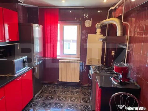 Centru Petroșani | 3 camere decomandat | Vedere spre Parân - Petrosani (Hunedoara)