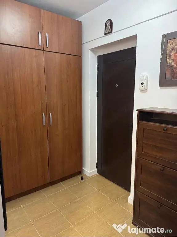 Metalurgiei stradal cu parcare