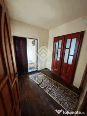 Casă mare D+P+2E (486 mp) – Ideală Mini-Bloc / 3 Apar...