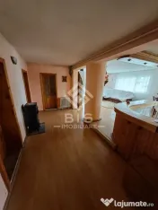 Casă mare D+P+2E (486 mp) – Ideală Mini-Bloc / 3 Apar...