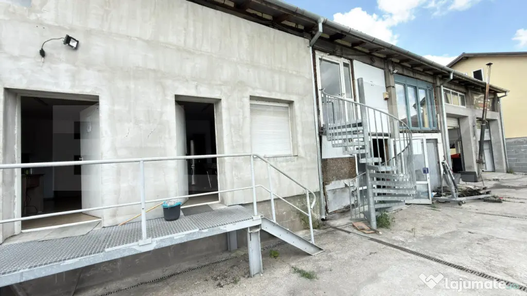 Hală cu service auto funcțional – 300 mp, 700 mp teren,