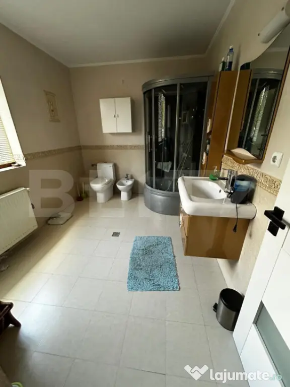 Casa de vanzare - 168 mp - 4 camere, zona Pensiunea Morariu