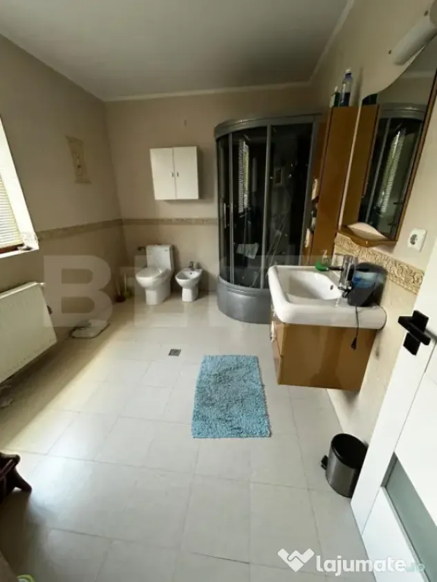 Casa de vanzare - 168 mp - 4 camere, zona Pensiunea Morariu