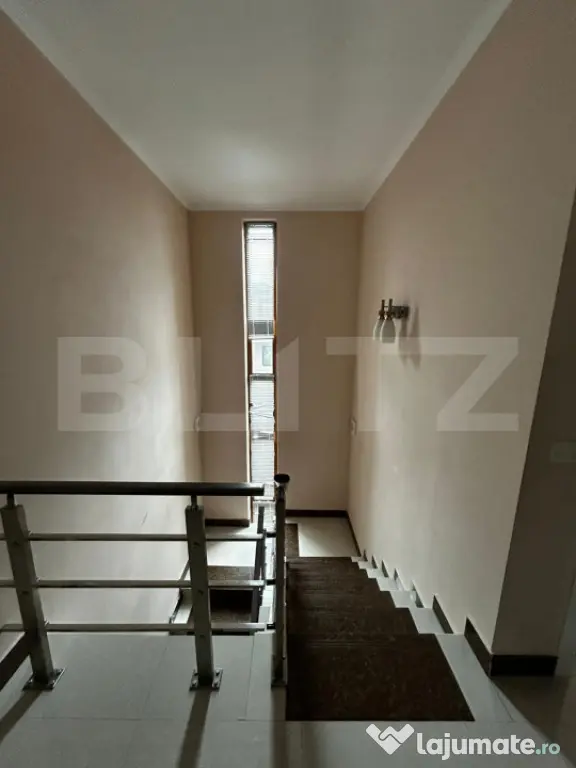 Casa de vanzare - 168 mp - 4 camere, zona Pensiunea Morariu