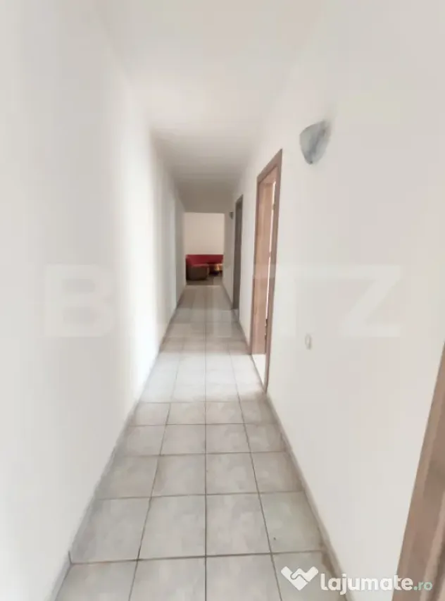 Casa 288 mp, teren 598 mp, 5 camere, renovata, zona Centrala