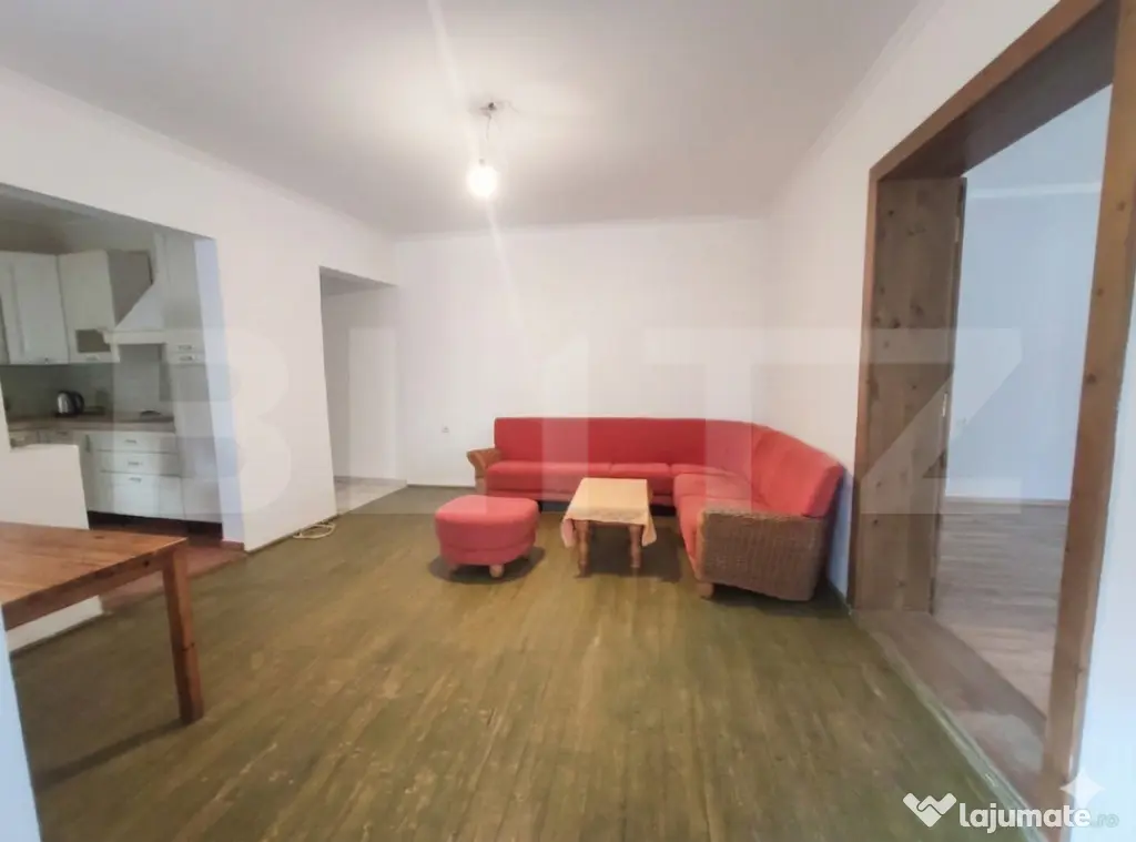Casa 288 mp, teren 598 mp, 5 camere, renovata, zona Centrala