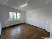 Casa individuala 3 camere garaj si teren 200 mp Calea Dumbra