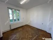 Casa individuala 3 camere garaj si teren 200 mp Calea Dumbra