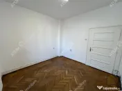 Casa individuala 3 camere garaj si teren 200 mp Calea Dumbra 